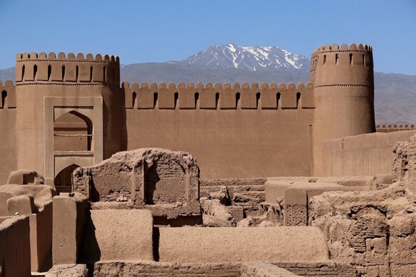 I cieli azzurri, 15 Giorni - 14 Notti